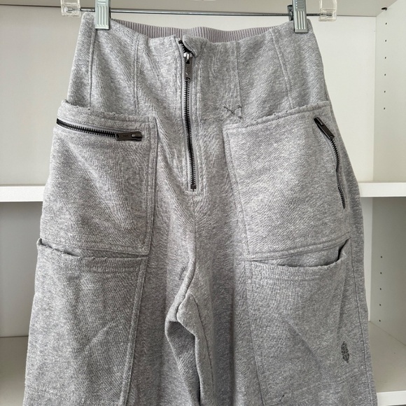 FREE PEOPLE MOVEMENT Gray Break Away Pants - Picture 6 of 8